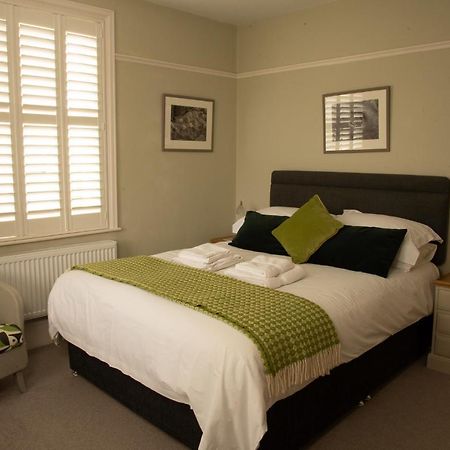 Lewesdon B&B Lyme Regis Esterno foto